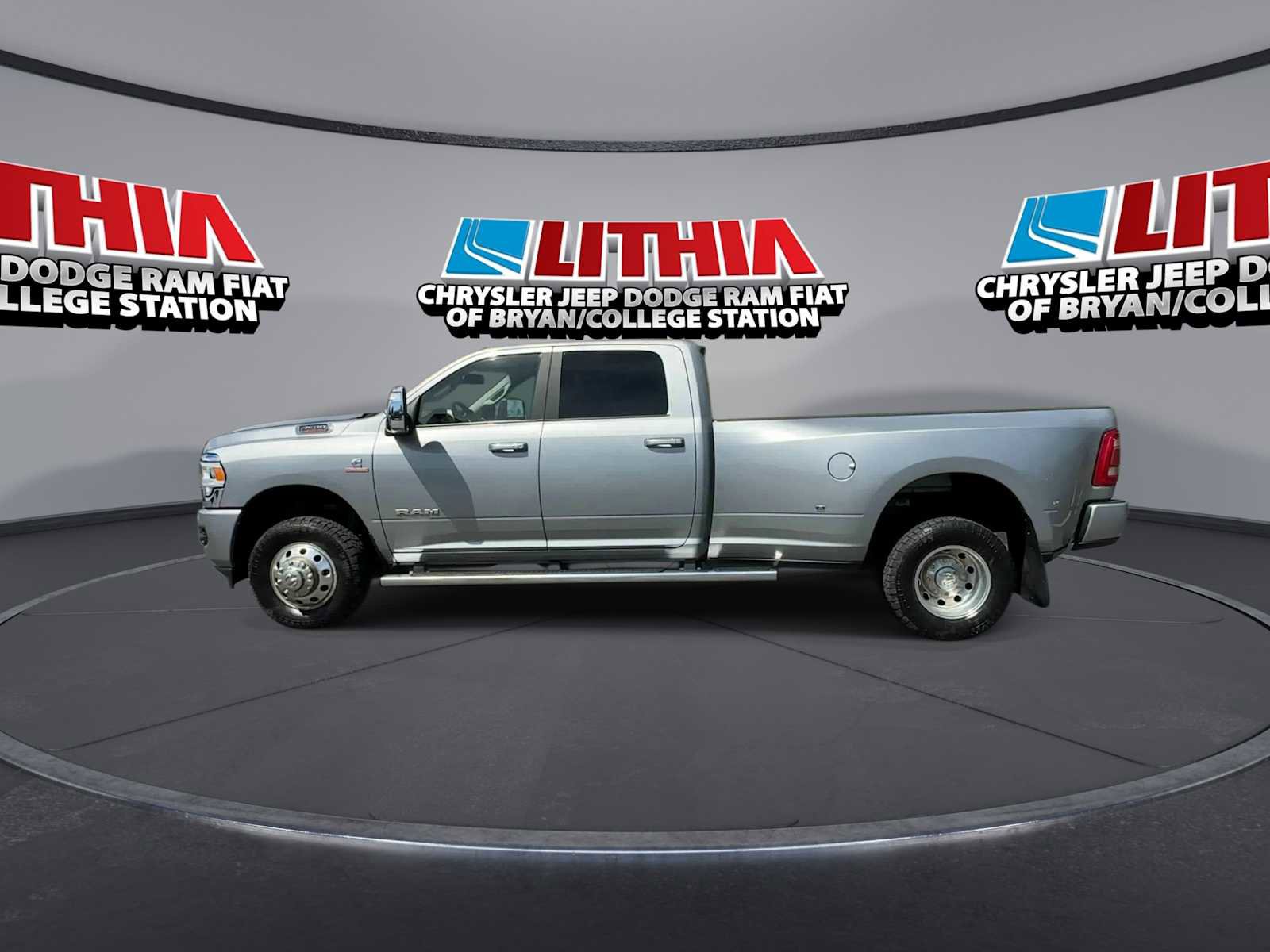 Used 2023 RAM 3500 Laramie image 5