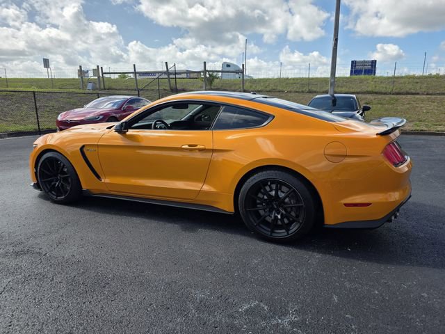 Used 2018 Ford Mustang Shelby GT350 w/ Convenience Package RWD image 7