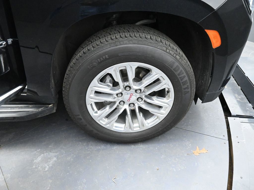 Used 2024 GMC Yukon SLT image 18