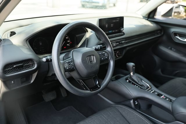 Used 2023 Honda HR-V LX image 18