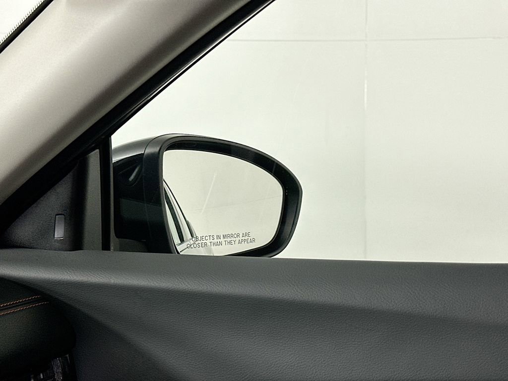 Used 2022 Nissan Sentra SR w/ Trunk Package image 25