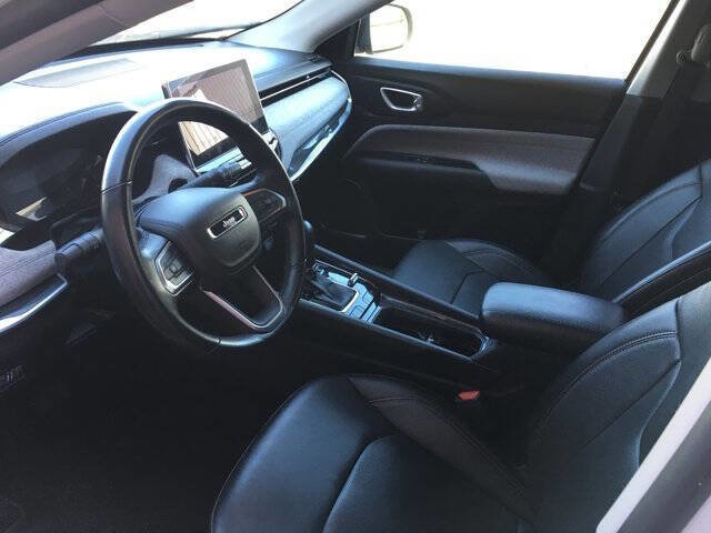 Used 2022 Jeep Compass Latitude image 13