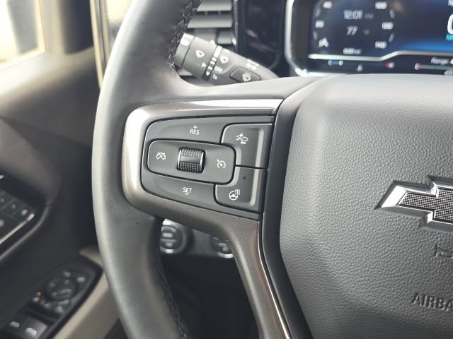 Used 2025 Chevrolet Silverado 2500 ZR2 w/ Technology Package image 30