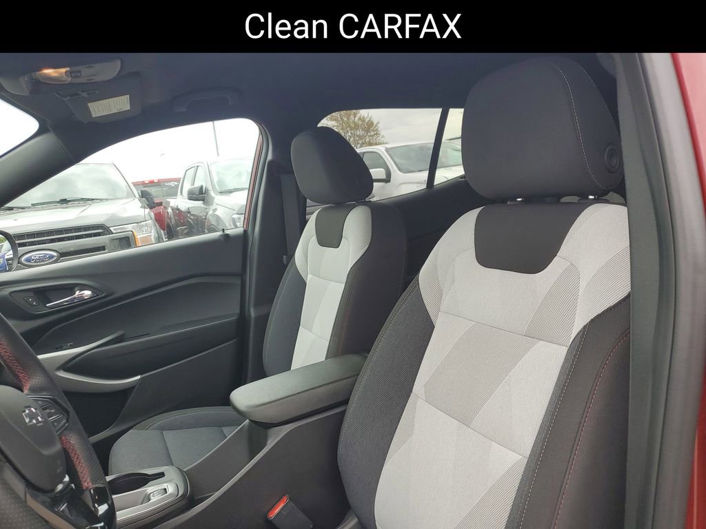 Certified 2024 Chevrolet Trax RS w/ Driver Confidence Package FWD image 6