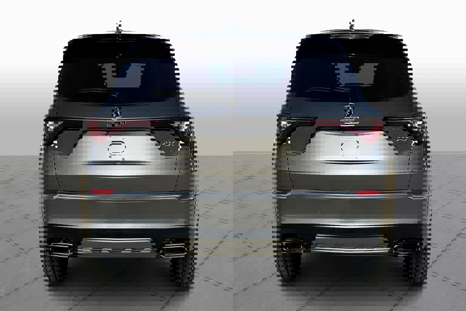 Used 2025 Acura MDX FWD w/ Technology Package image 4