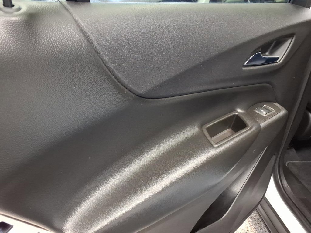 Used 2020 Chevrolet Equinox LT image 20