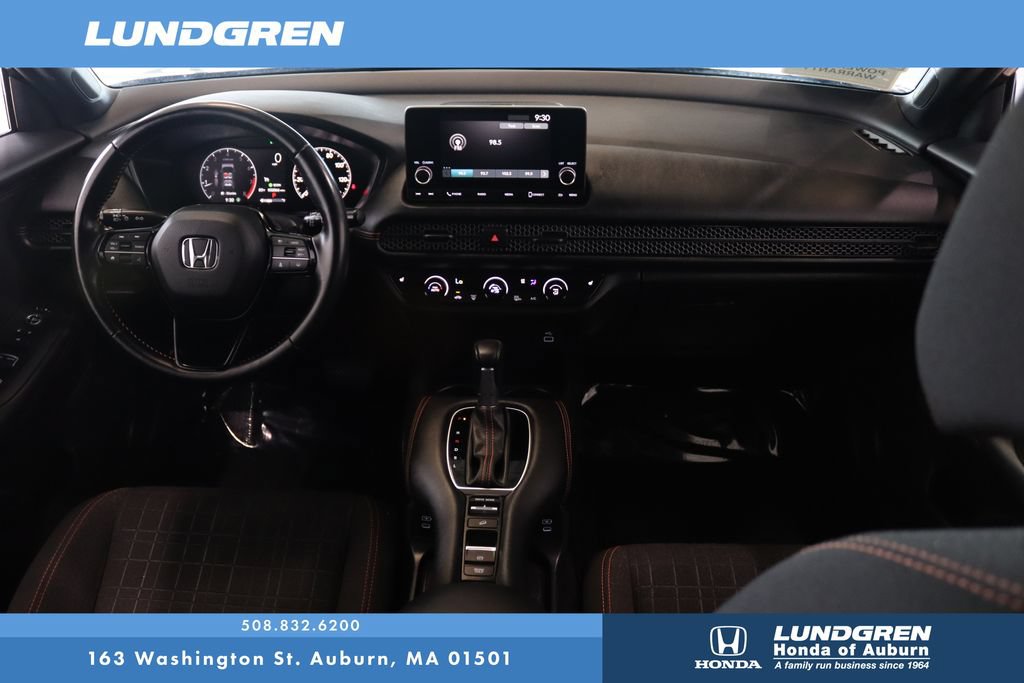 Used 2025 Honda HR-V Sport image 17