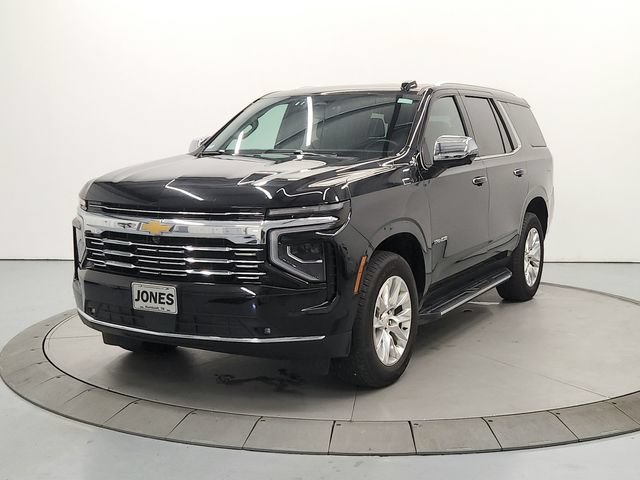Used 2025 Chevrolet Tahoe Premier RWD image 4