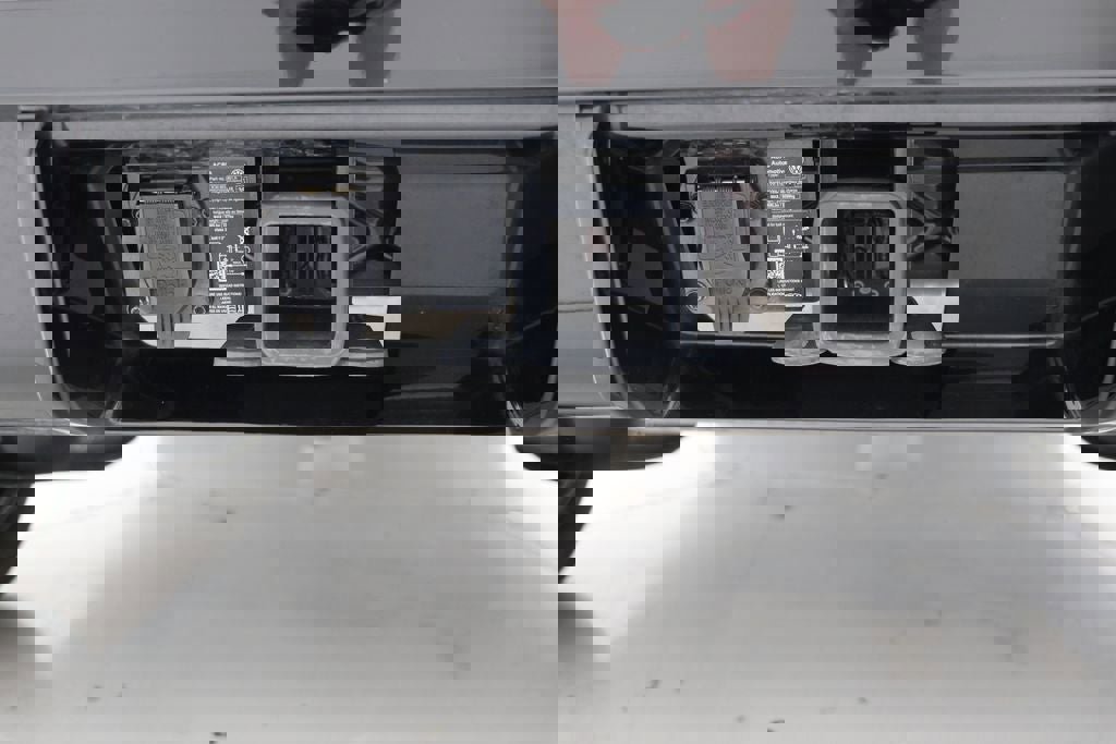 Used 2024 Volkswagen Atlas Cross Sport SEL Premium R-Line image 11