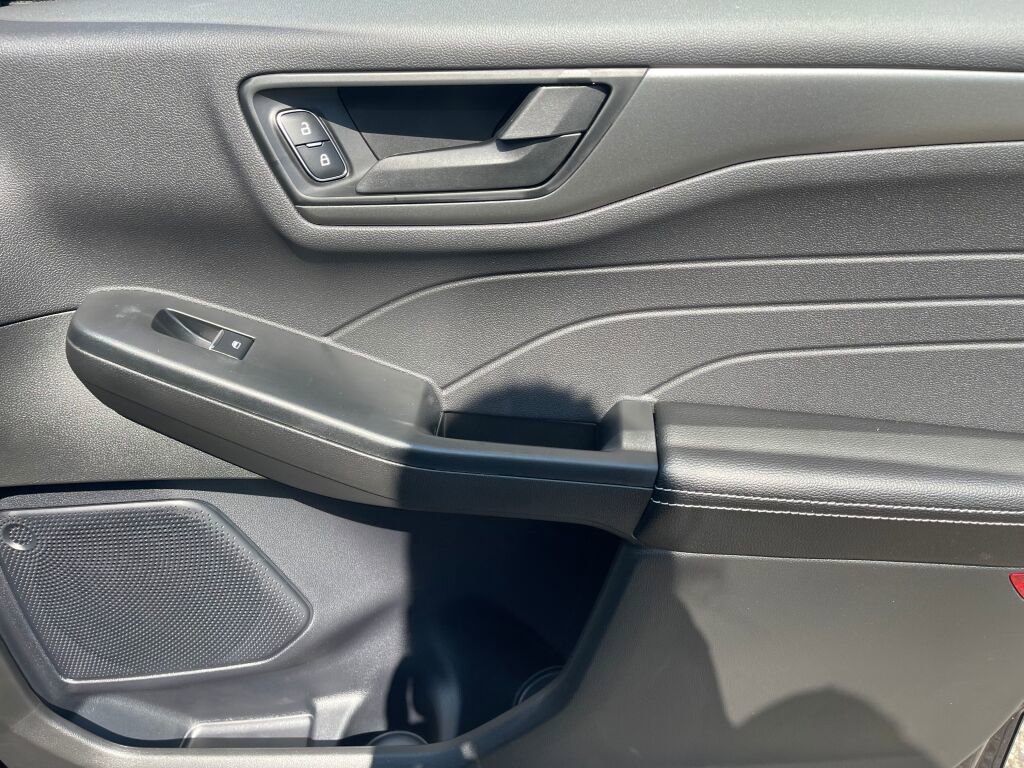 New 2025 Ford Escape Active w/ Active Premium Tech Pack image 16