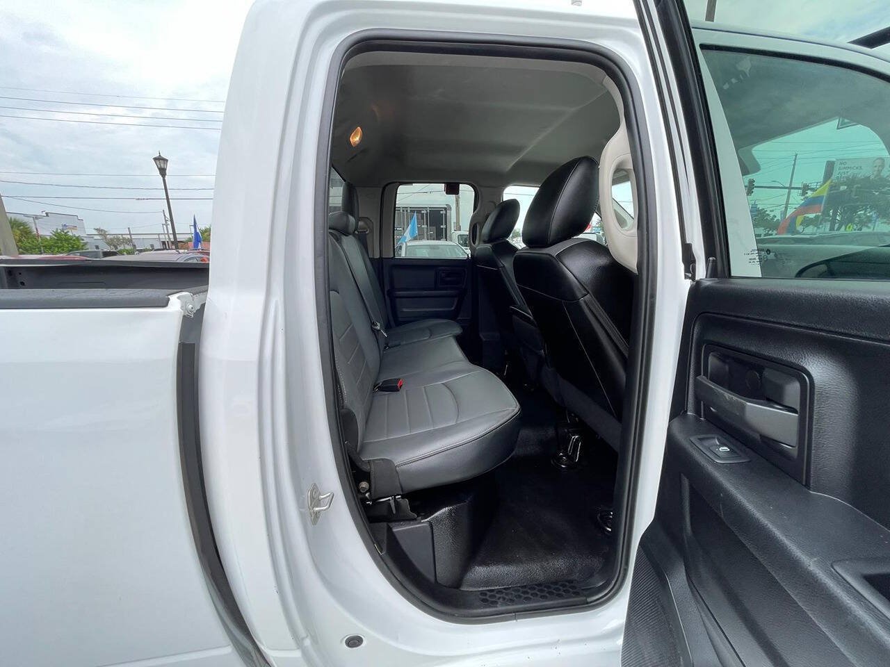Used 2023 RAM 1500 Tradesman w/ Trailer Tow Group RWD image 4