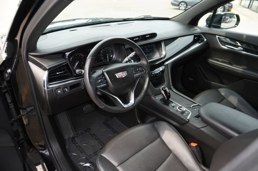 Used 2020 Cadillac XT6 Premium Luxury AWD/4WD image 24