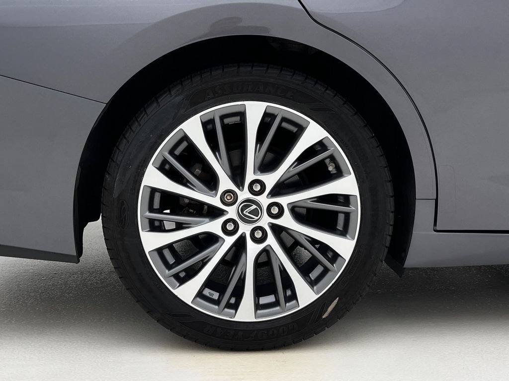 Used 2019 Lexus ES 350 w/ Premium Package FWD image 29