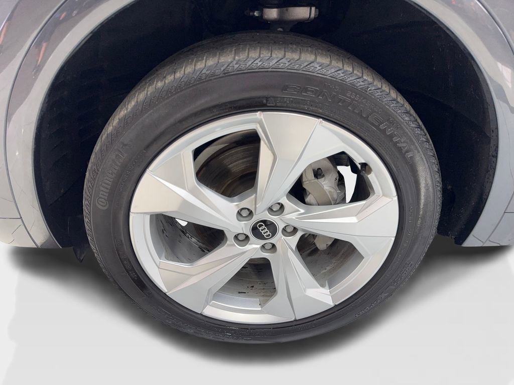 Used 2023 Audi Q5 2.0T Premium w/ Convenience Package image 89