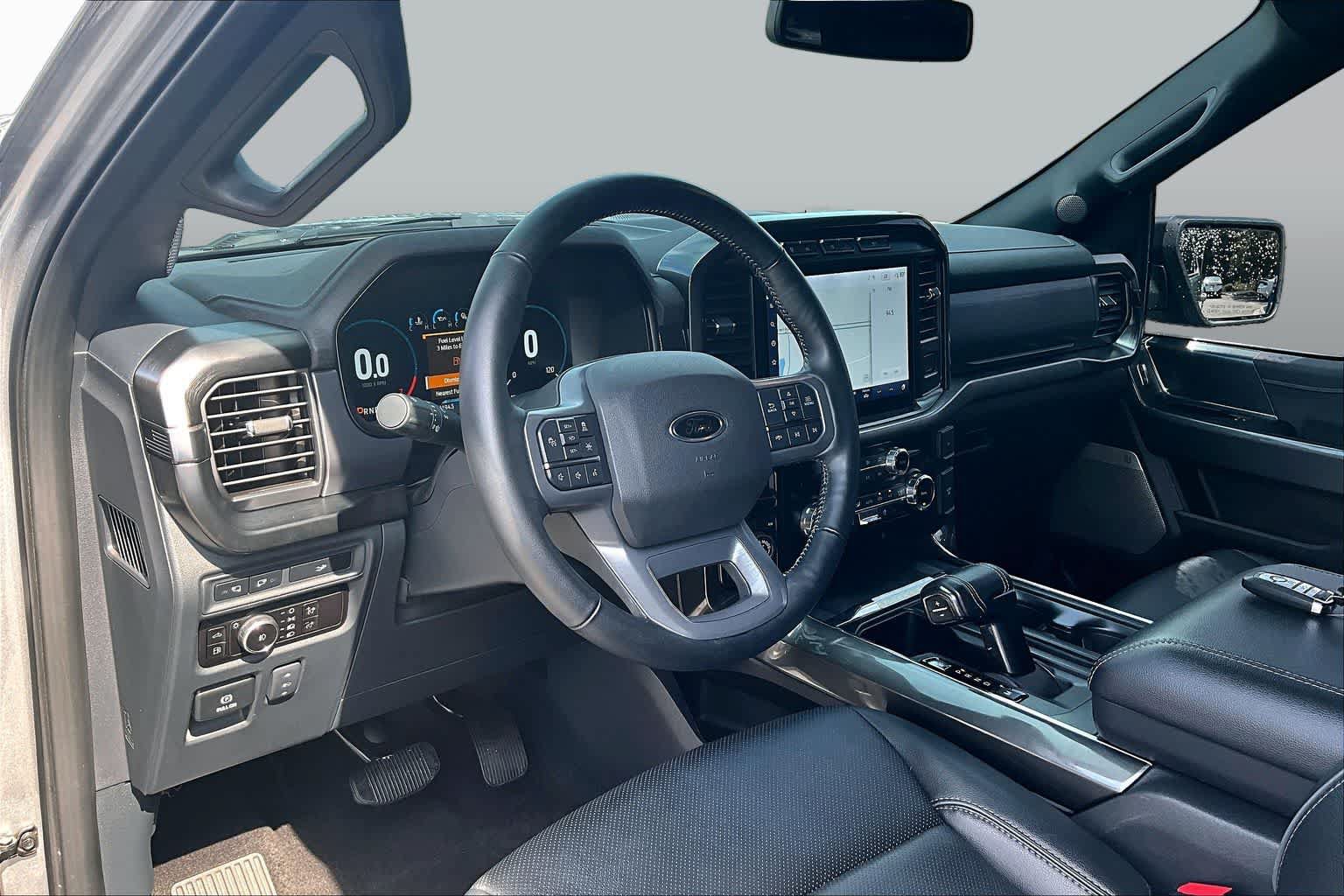 Used 2023 Ford F150 Lariat w/ Equipment Group 502A High AWD/4WD image 17