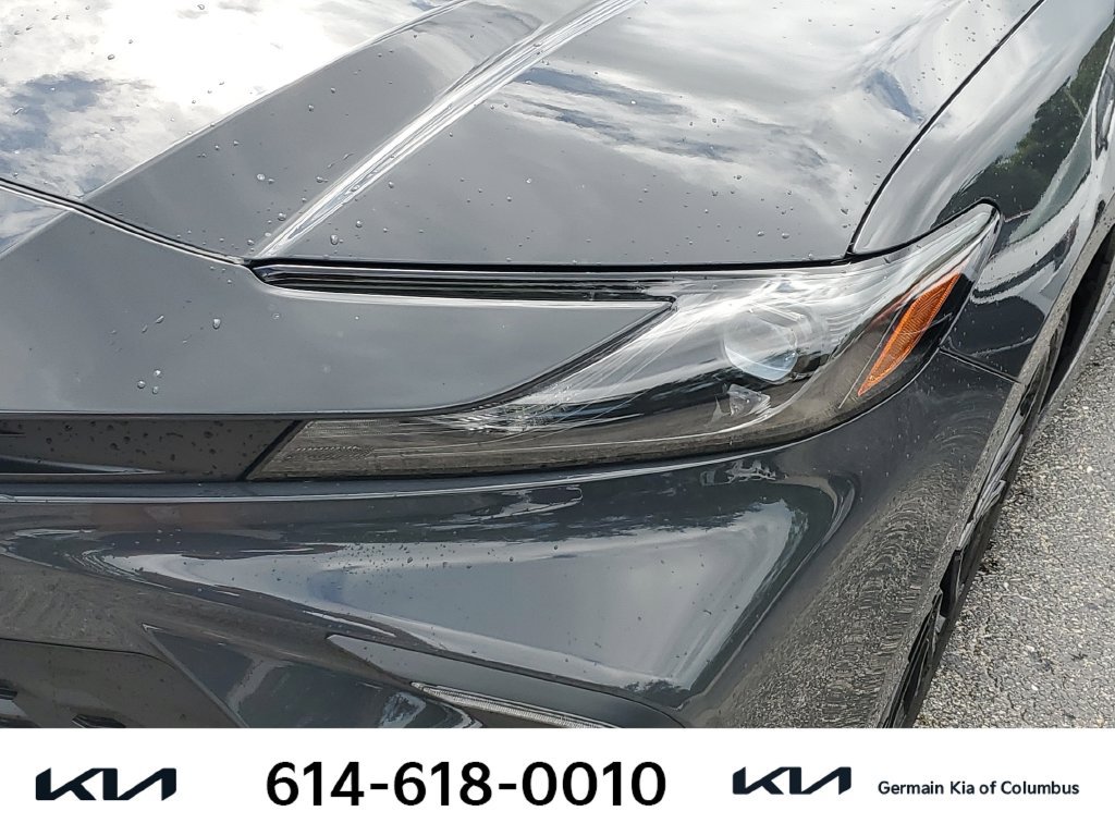 Used 2026 Toyota Camry SE FWD image 14