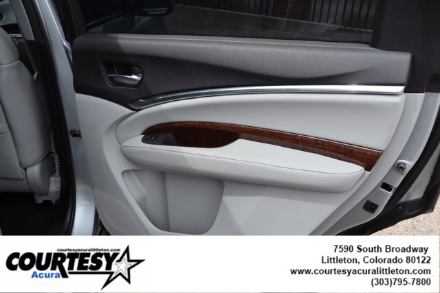 Used 2018 Acura MDX FWD image 32