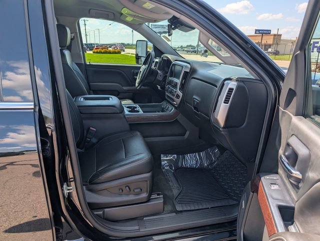 Used 2018 GMC Sierra 1500 SLT AWD/4WD image 3