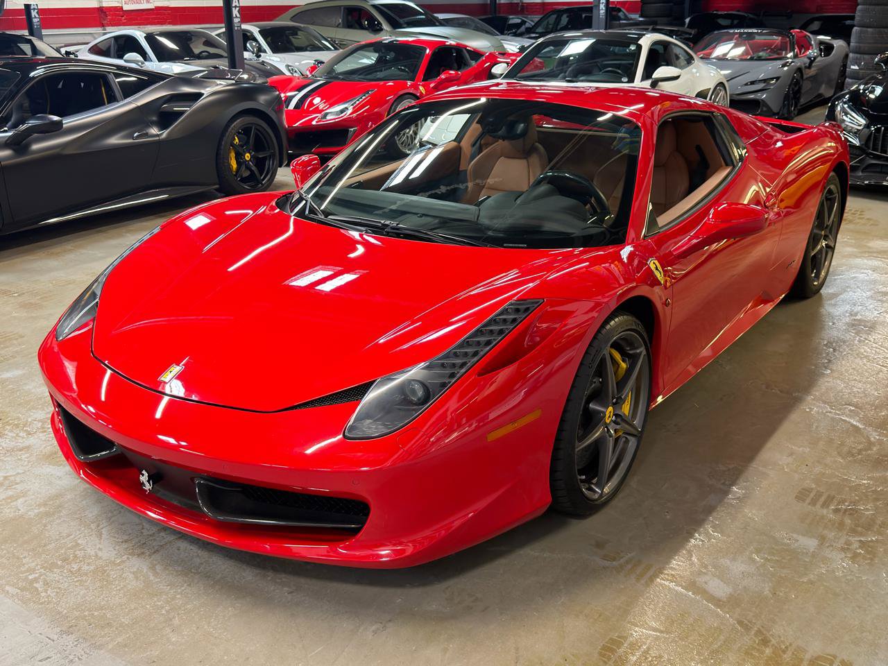 Used 2014 Ferrari 458 Spider RWD image 34