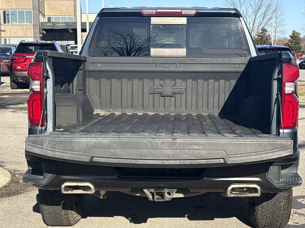Used 2020 Chevrolet Silverado 1500 LT Trail Boss image 18