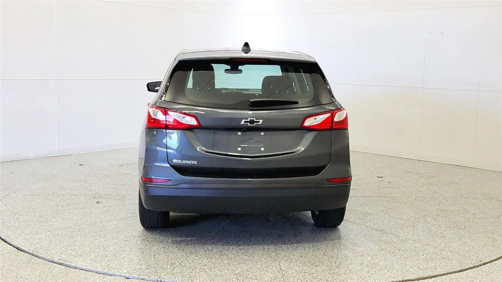 Used 2020 Chevrolet Equinox LS FWD image 6