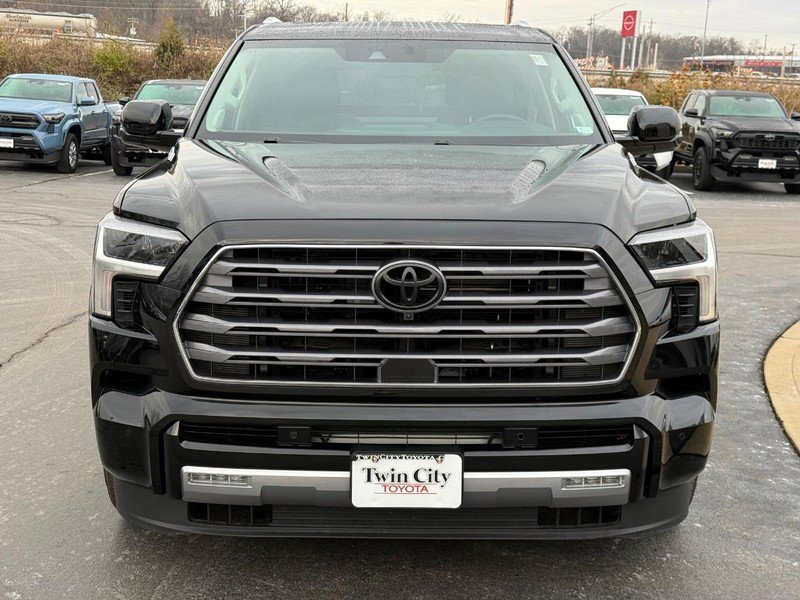 Certified 2024 Toyota Sequoia Limited image 9