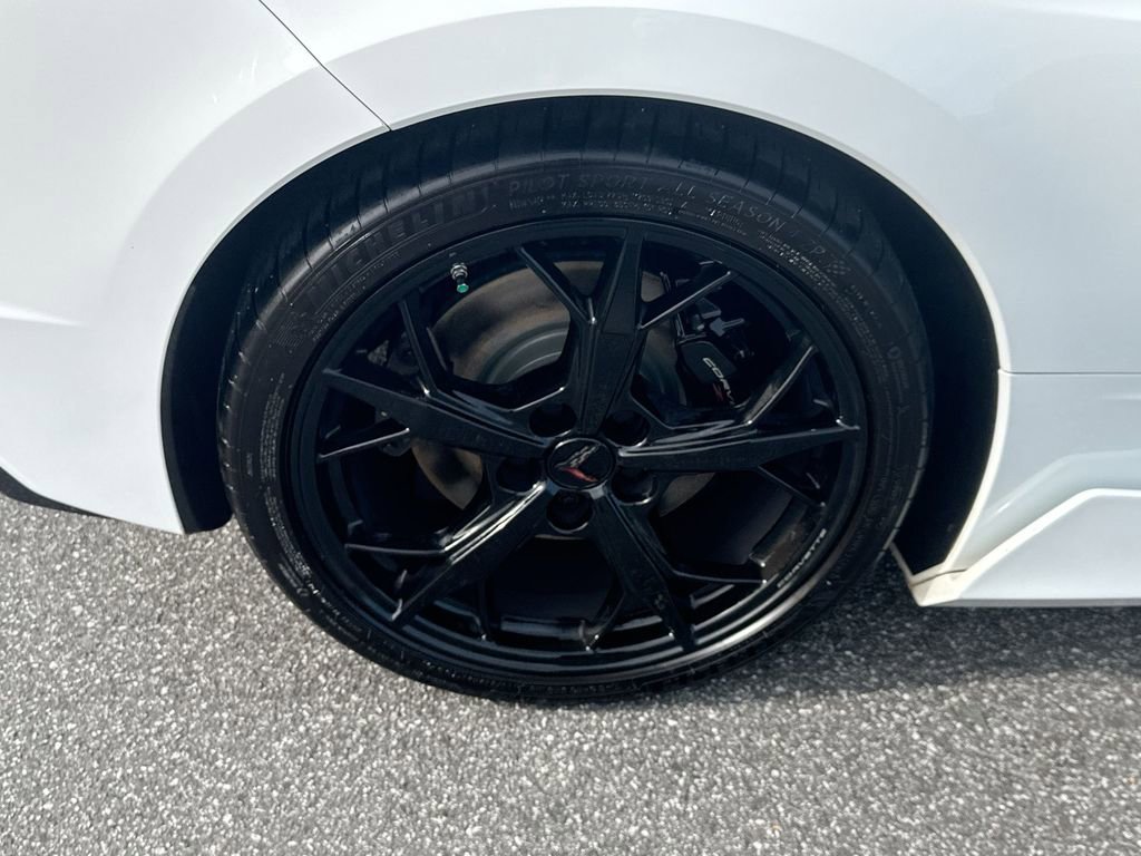 Used 2022 Chevrolet Corvette Stingray Premium Cpe w/ Z51 Performance Package image 8