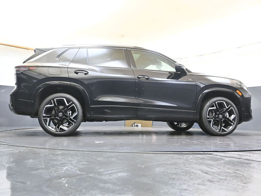 New 2026 Volkswagen Tiguan SEL R-Line image 35