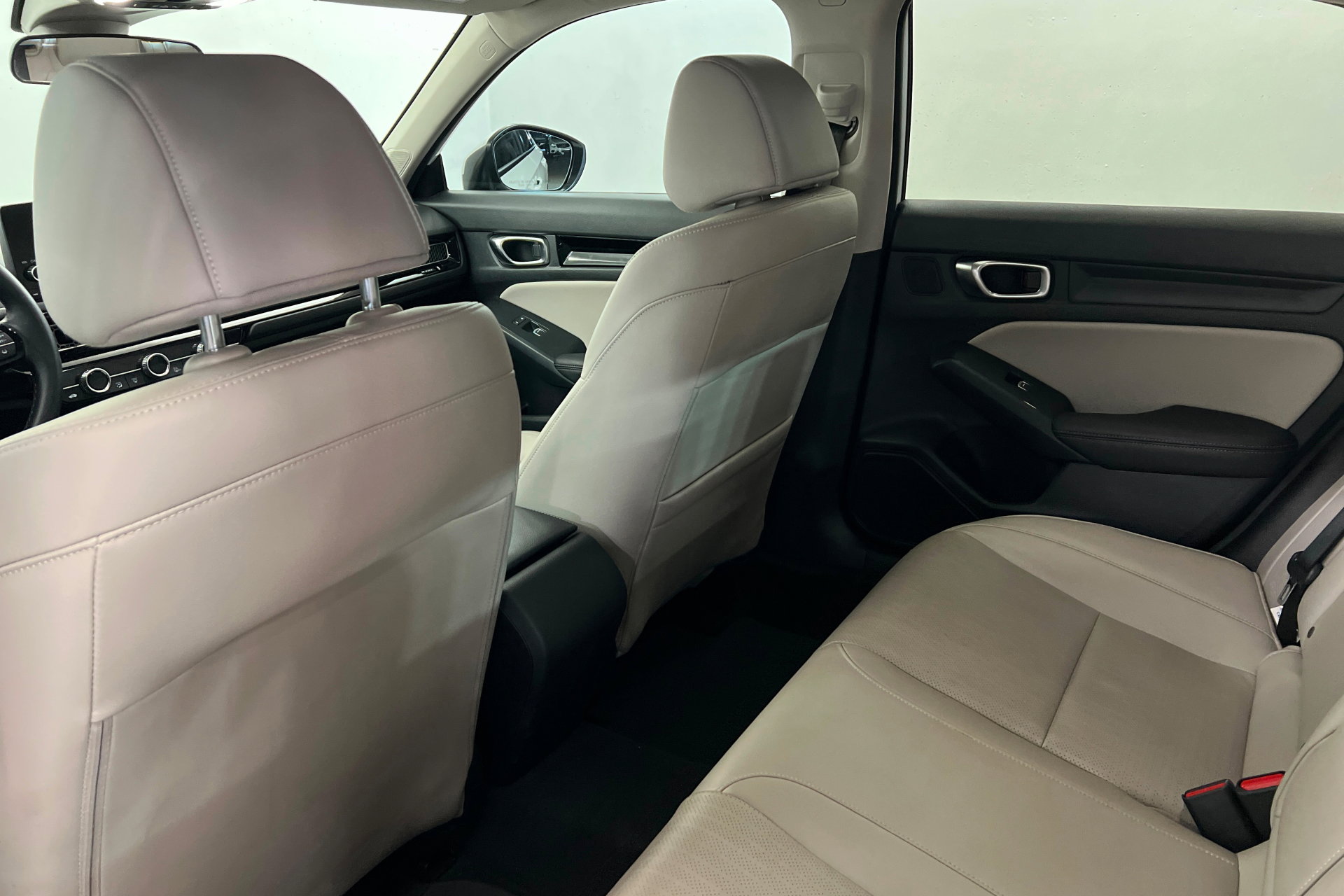 Used 2024 Honda Civic EX-L image 19