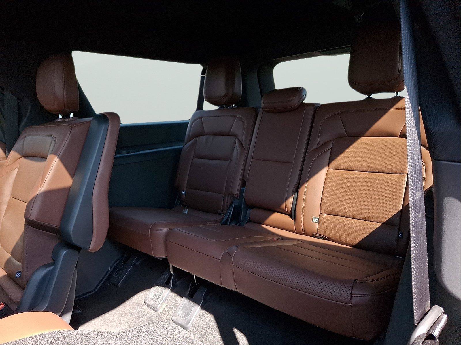 New 2026 Lincoln Navigator L Reserve AWD/4WD image 5