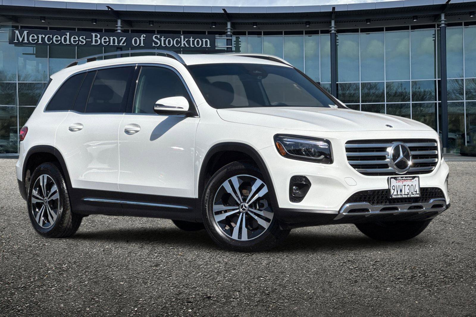 Certified 2026 Mercedes-Benz GLB 250 image 1