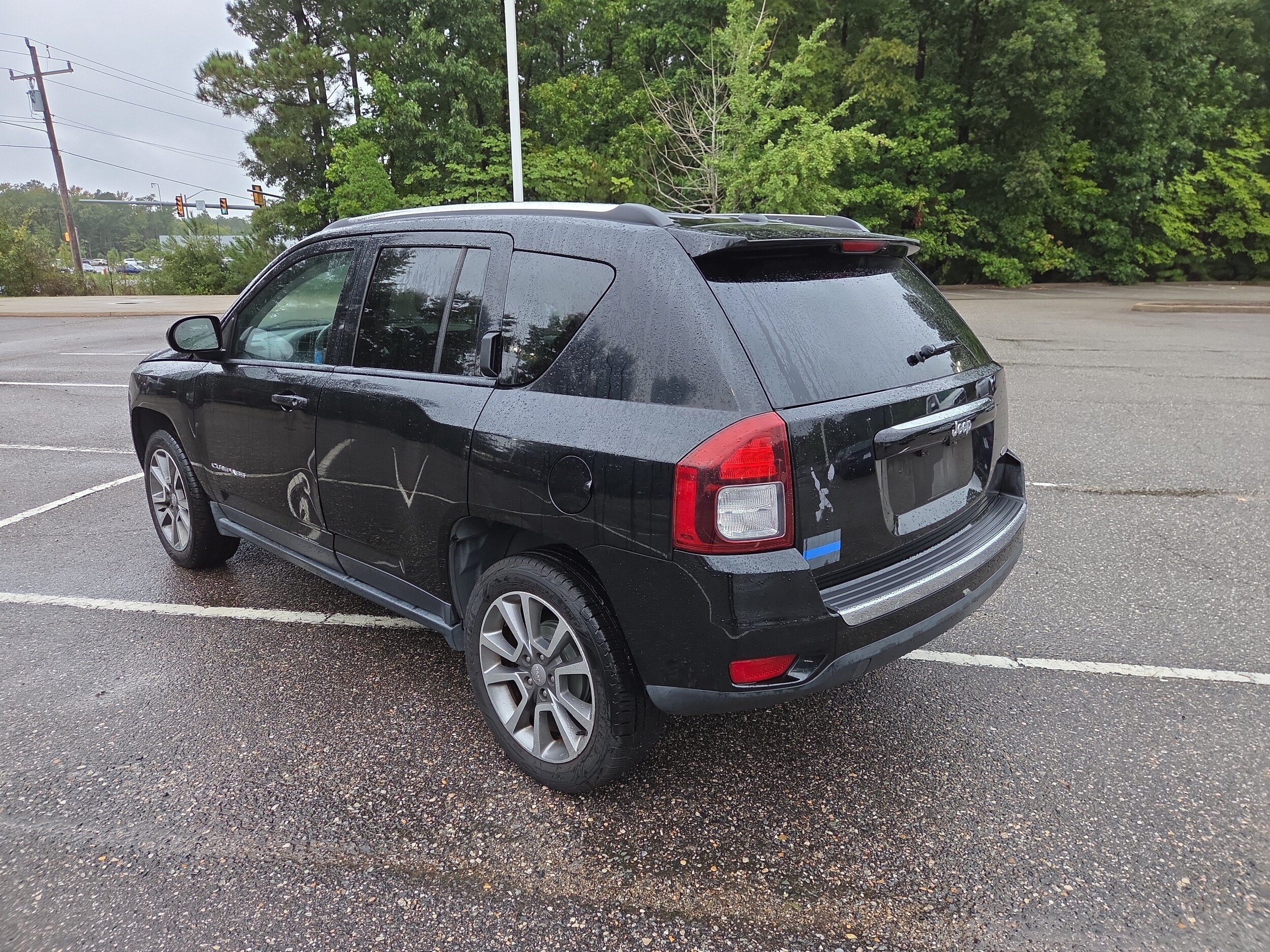 Used 2017 Jeep Compass High Altitude FWD image 5