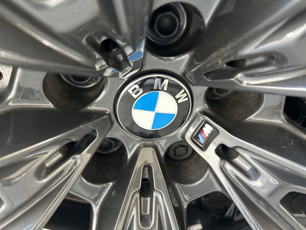 Used 2025 BMW M3 Sedan image 17