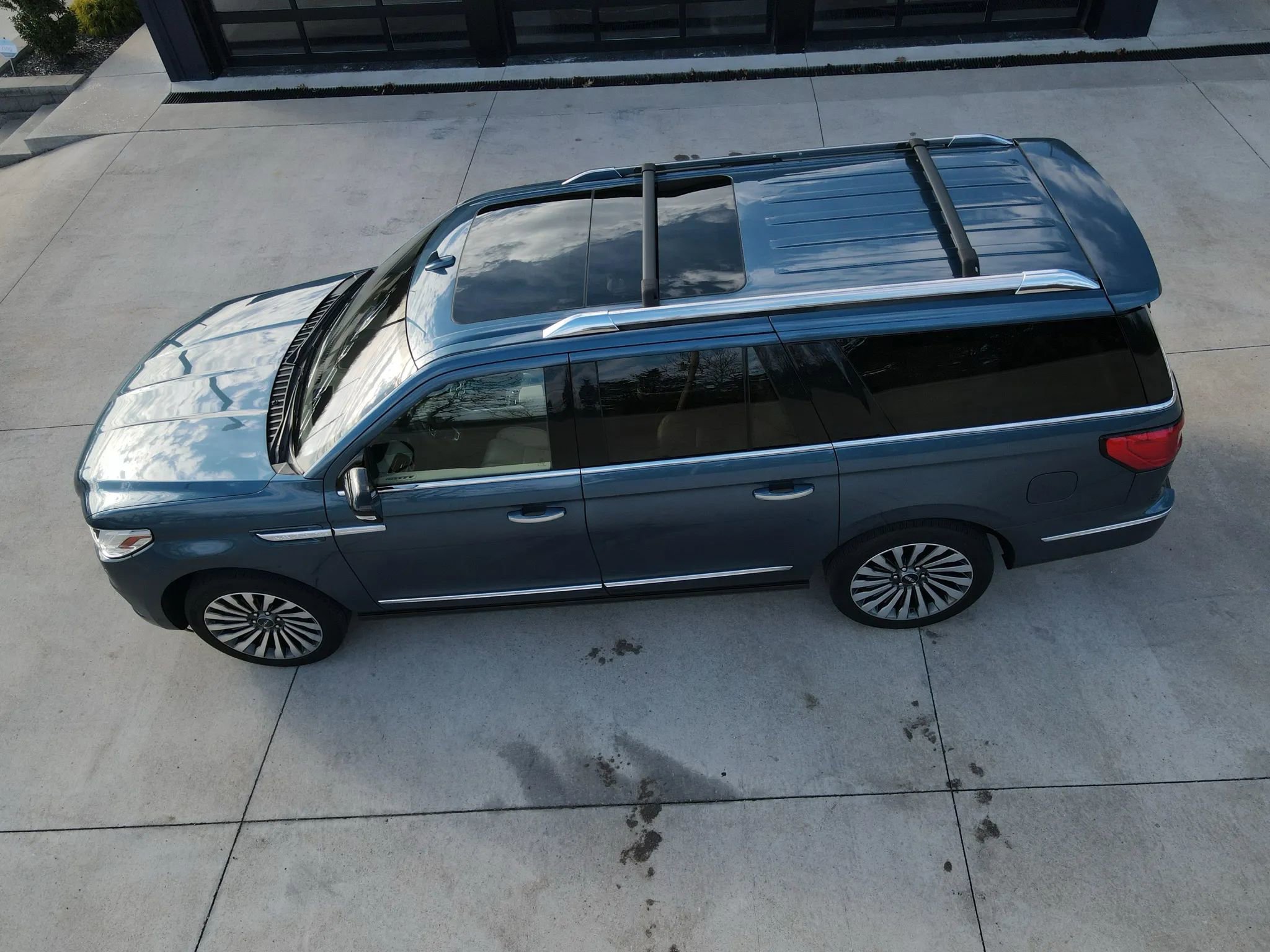 Used 2019 Lincoln Navigator L Reserve w/ Cargo Package image 59