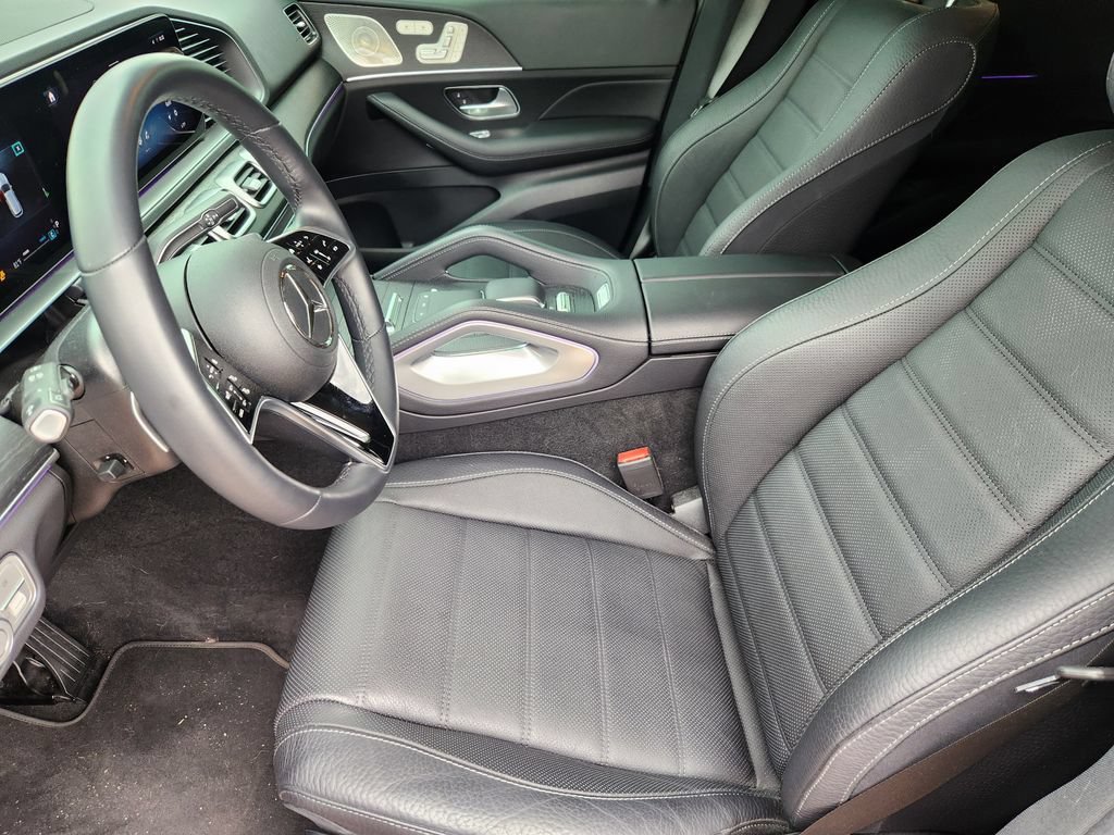 Used 2025 Mercedes-Benz GLE 580 4MATIC image 11