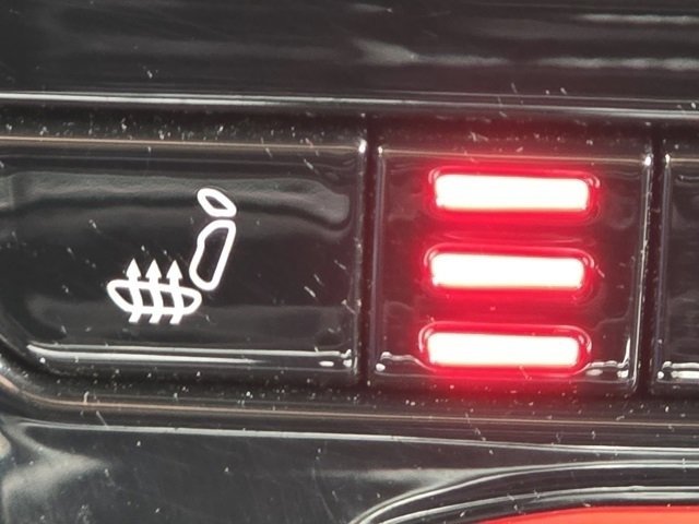 Used 2022 Jeep Grand Cherokee Limited 4xe image 17