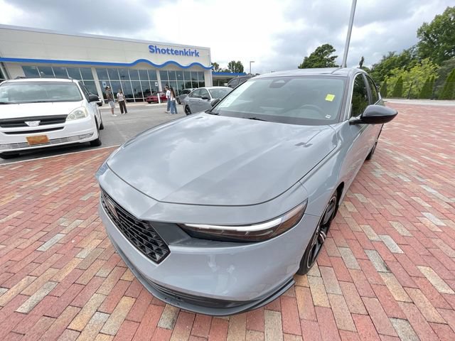 Used 2024 Honda Accord Sport image 27