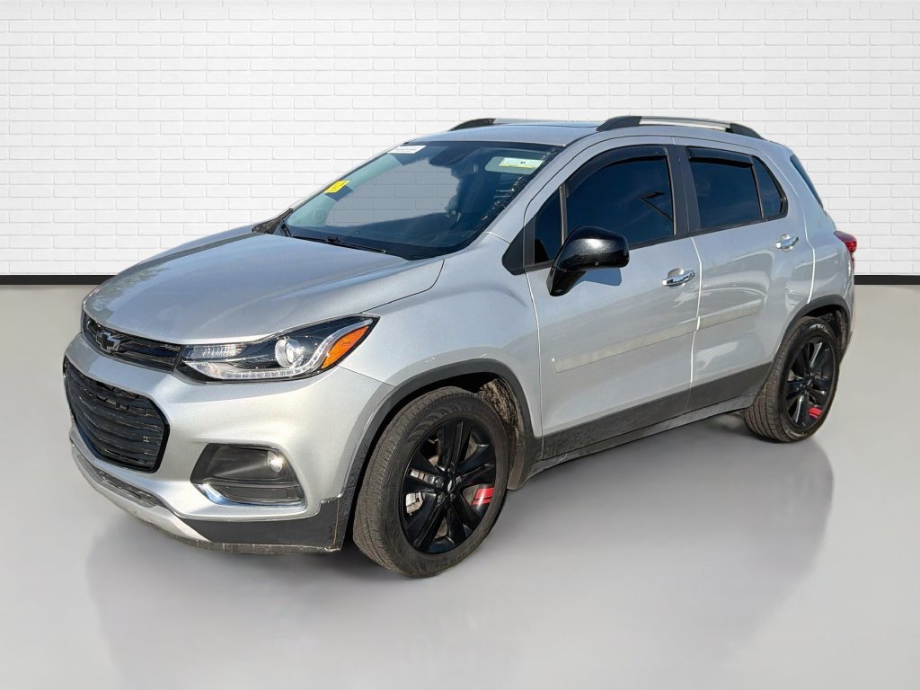 Used 2019 Chevrolet Trax LT w/ Sun & Sound Package FWD image 5