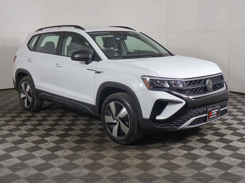 Used 2024 Volkswagen Taos S AWD/4WD image 2