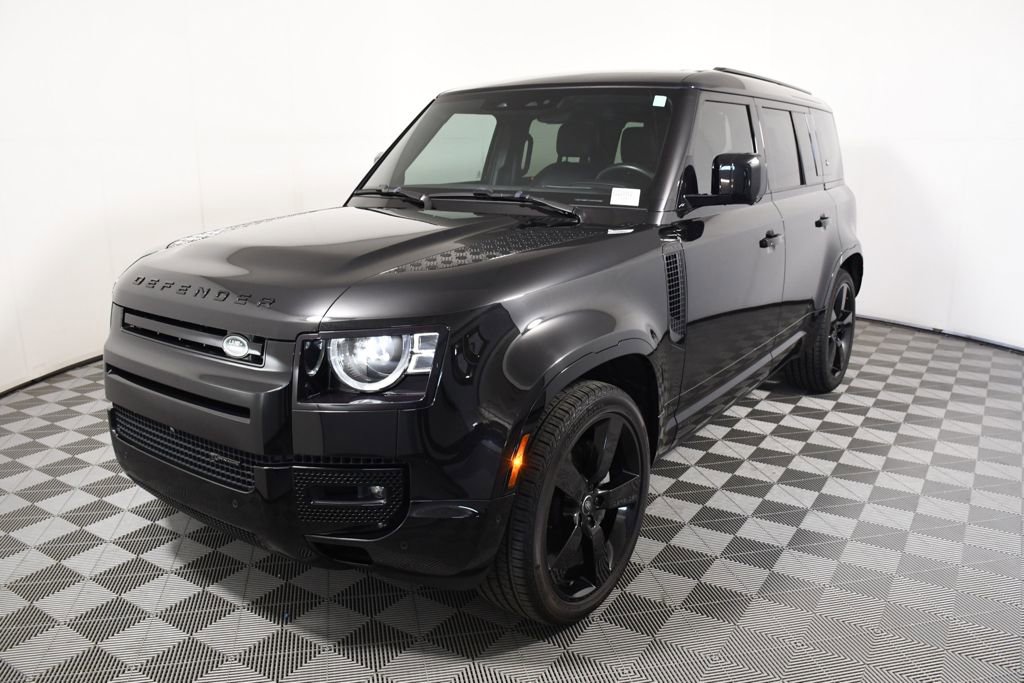 Used 2023 Land Rover Defender 110 X-Dynamic SE AWD/4WD image 1