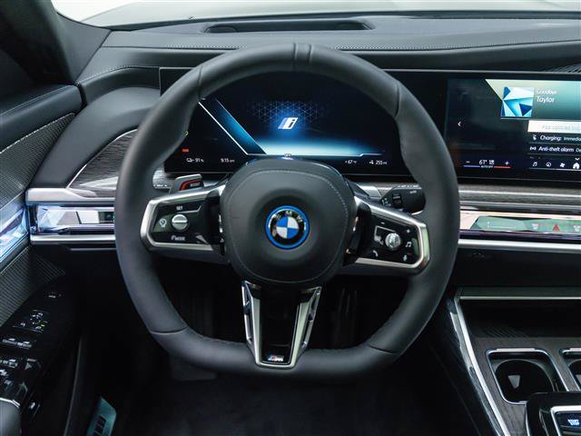 Used 2026 BMW i7 eDrive50 w/ M Sport Package RWD image 18