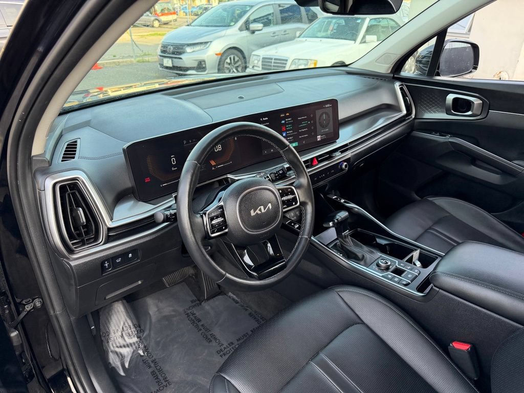 Used 2024 Kia Sorento EX AWD/4WD image 22