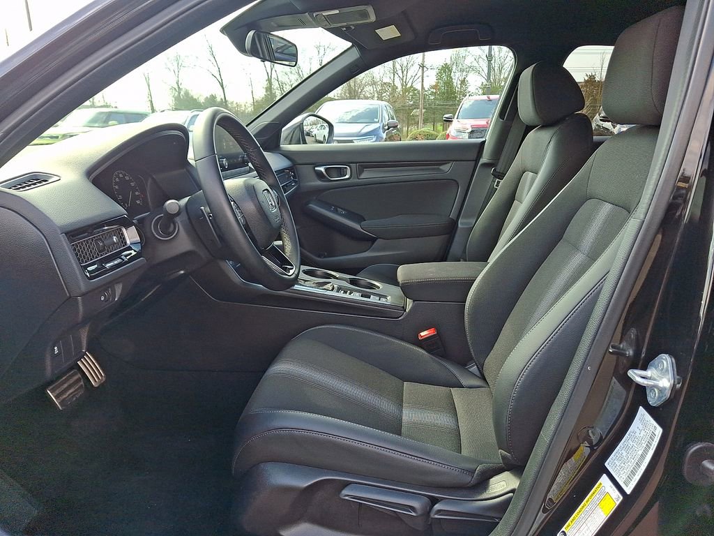 Used 2025 Honda Civic Sport image 13
