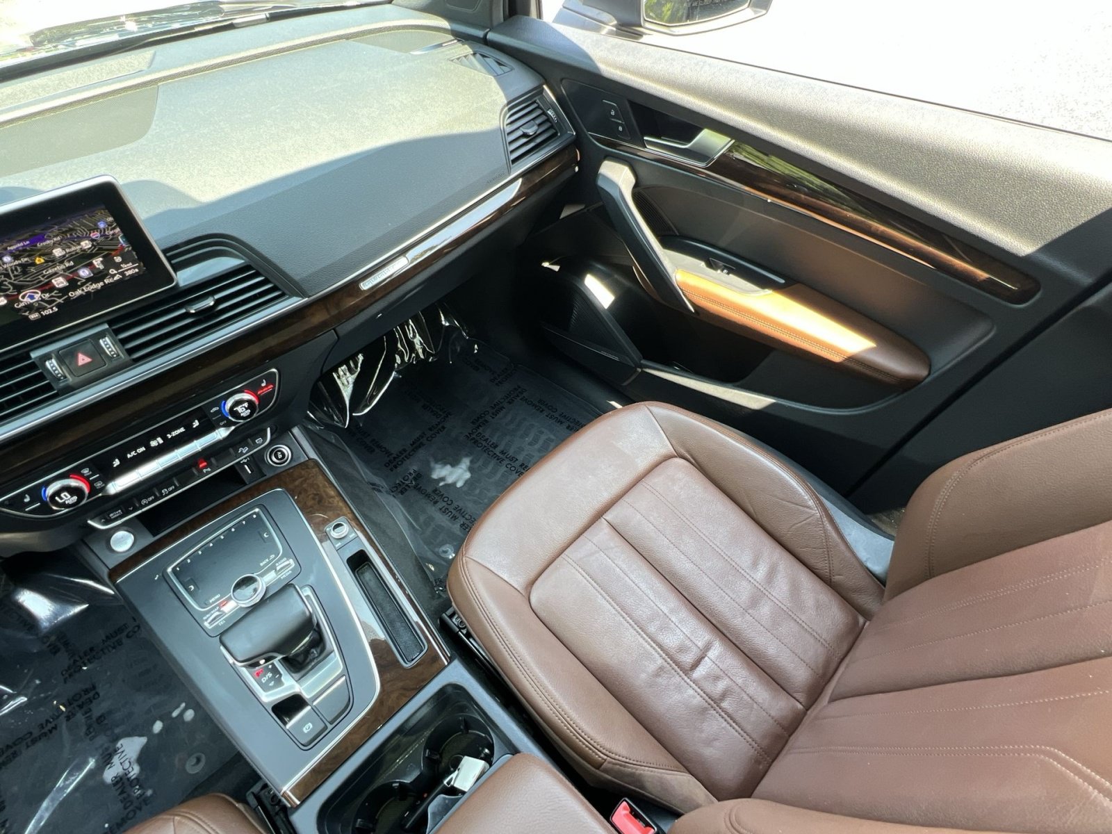 Used 2019 Audi Q5 2.0T Premium Plus w/ Premium Plus Package AWD/4WD image 14