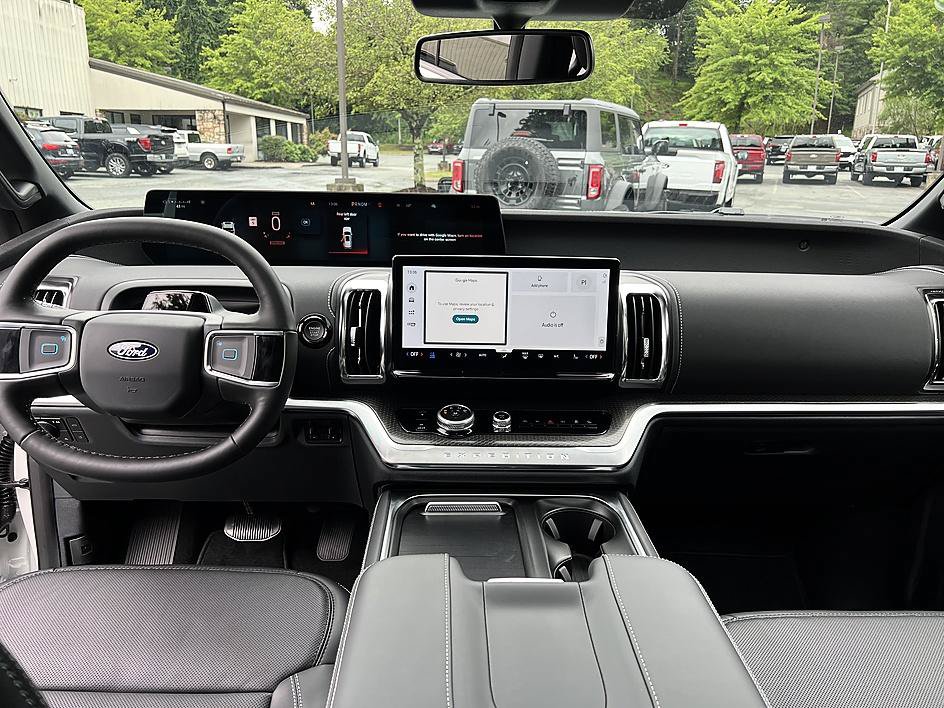 New 2027 Ford Expedition Max Platinum w/ Stealth Performance Package AWD/4WD image 13
