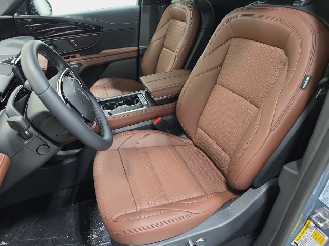 New 2026 Lincoln Nautilus Reserve AWD/4WD image 11