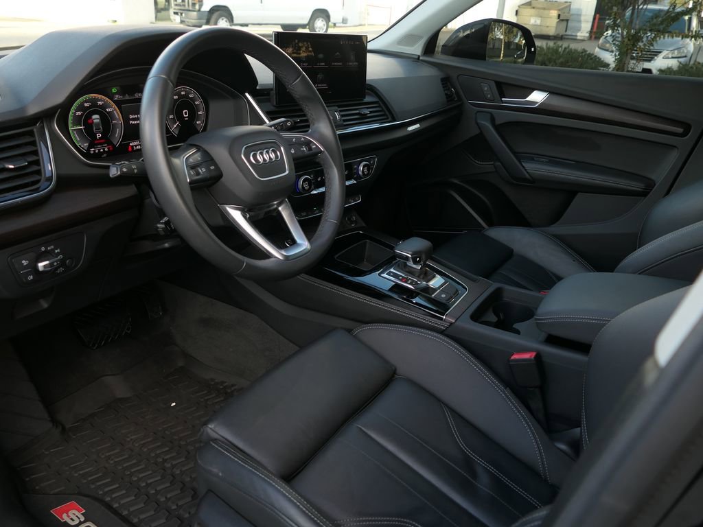 Used 2023 Audi Q5 e Premium Plus w/ Premium Plus Package image 11
