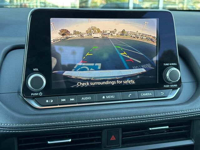 Used 2026 Nissan Rogue SV FWD image 21