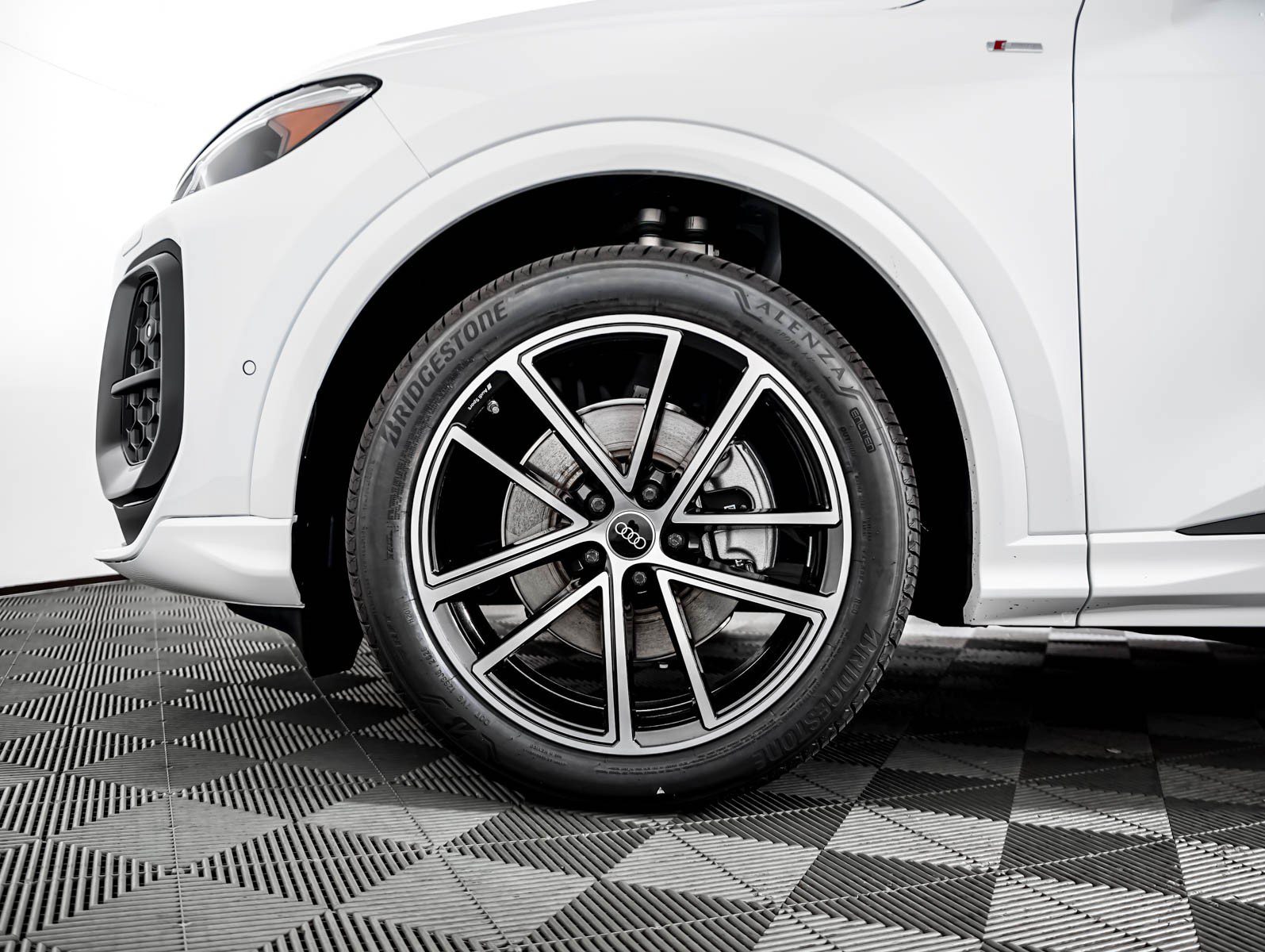 New 2026 Audi Q5 Prestige AWD/4WD image 4