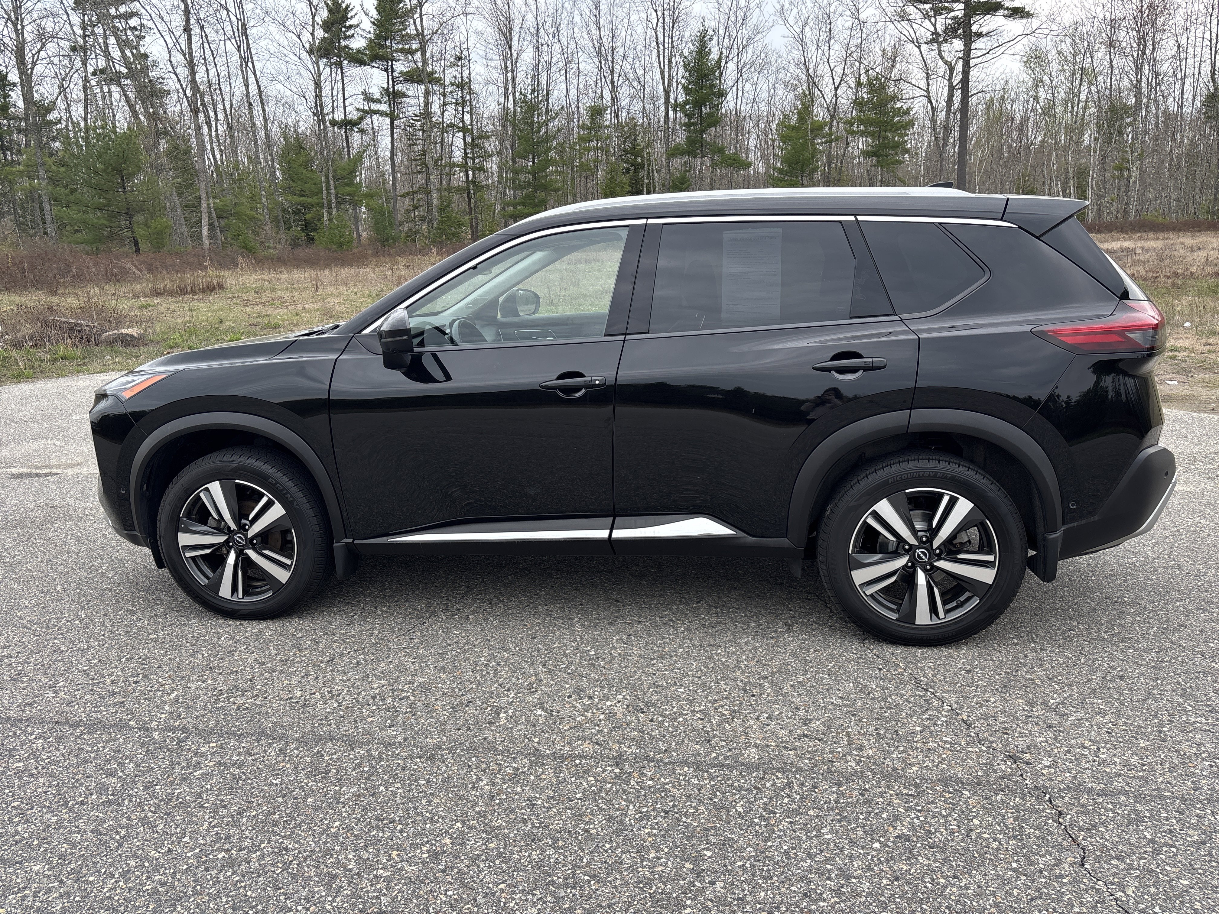 Certified 2023 Nissan Rogue Platinum w/ Platinum Premium Package AWD/4WD image 8
